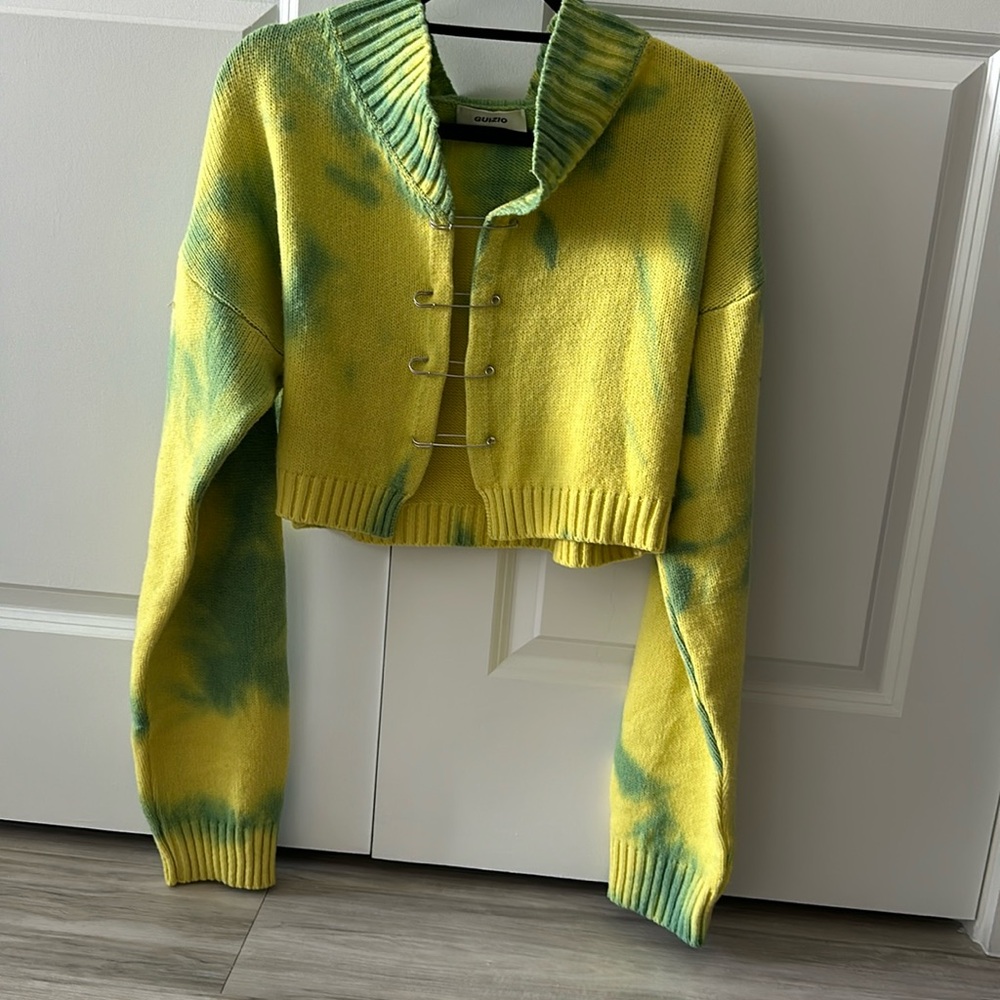 Pin Cardigan - Picture 2 of 7